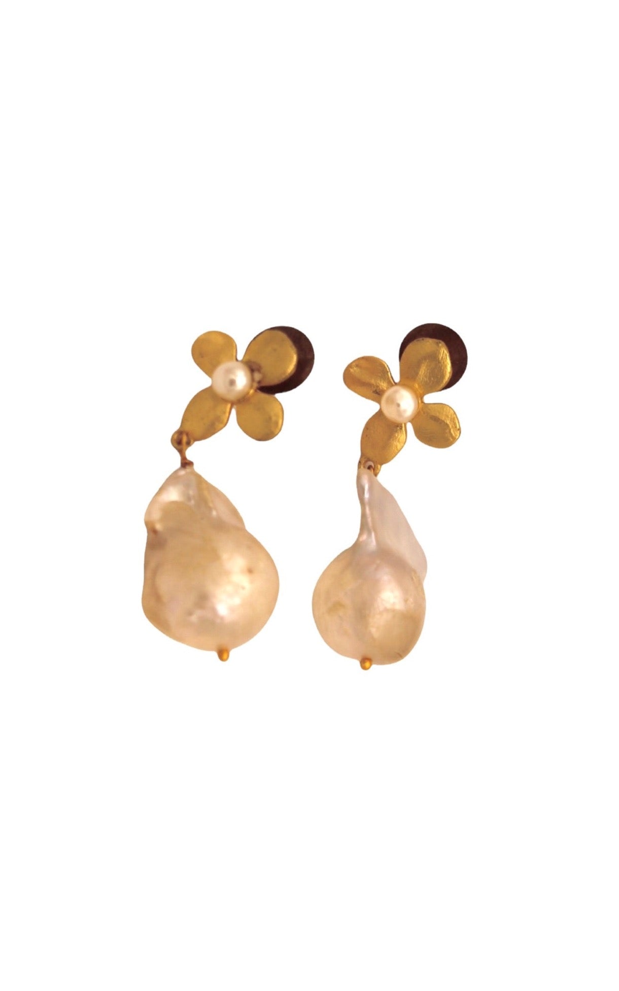 Number 4024: AEAGLE earrings